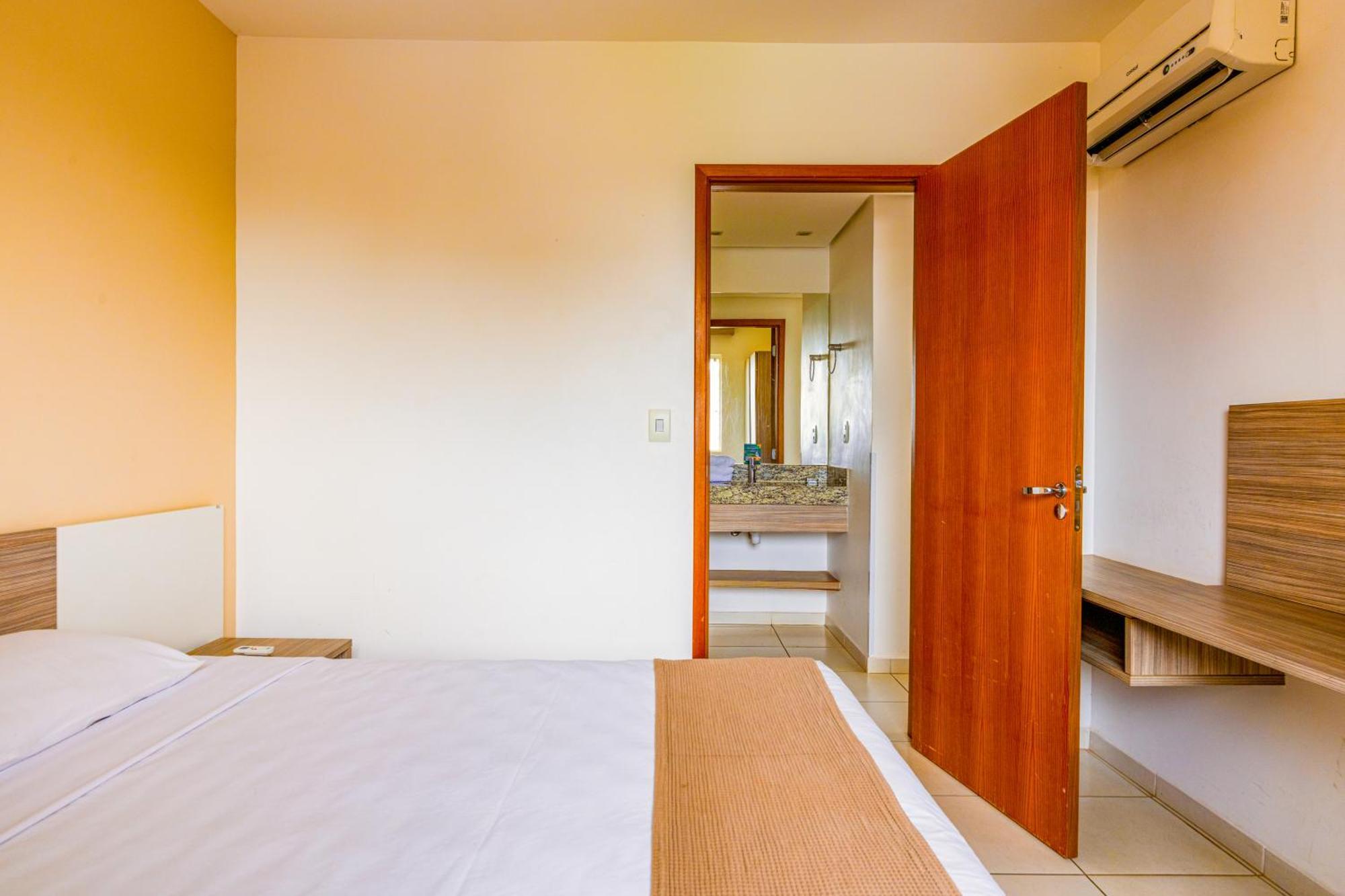 Riviera Park Hotel By Wam Experience Caldas Novas Esterno foto